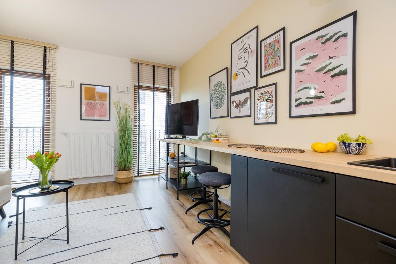 Apartment Shortstaypoland Sierakowskiego